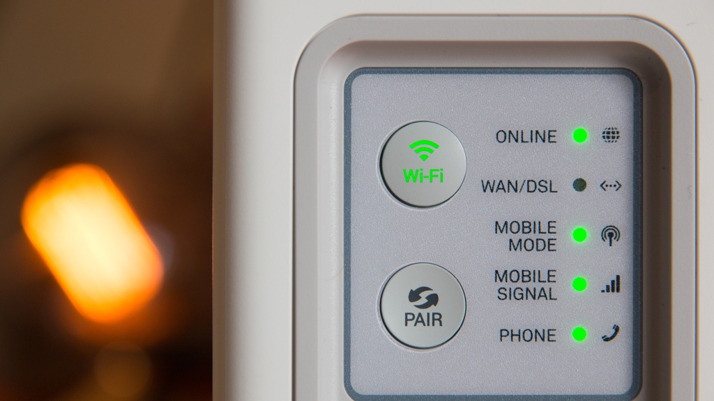 Modem connected to wireless and mobile networks