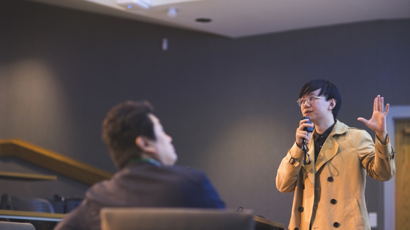 Ziang Ren gives oral presentation